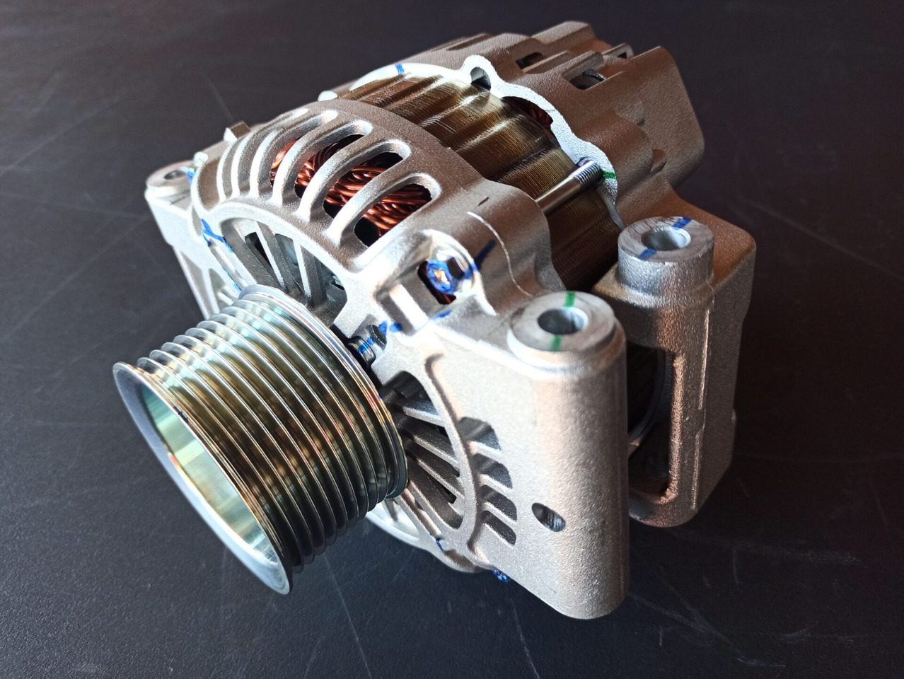 SCANIA ALTERNATOR - 2191911 - Alternador para Camión: foto 1 SCANIA ALTERNATOR - 2191911 - Alternador para Camión: foto 1