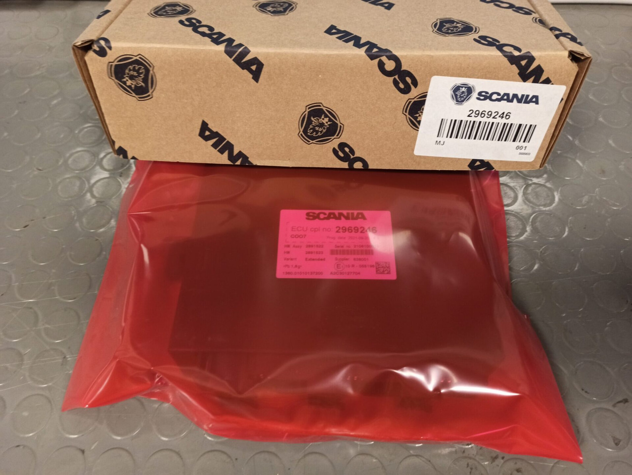 SCANIA ECU COO7 500kbit - 2969246 - Unidad de control para Camión: foto 1 SCANIA ECU COO7 500kbit - 2969246 - Unidad de control para Camión: foto 1