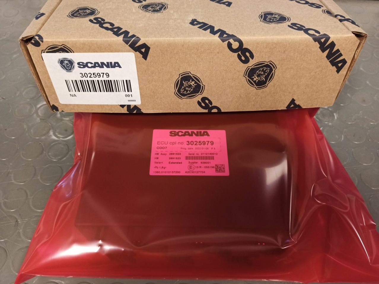 SCANIA ECU COO7 500kbit - 3025979 - Unidad de control para Camión: foto 1 SCANIA ECU COO7 500kbit - 3025979 - Unidad de control para Camión: foto 1