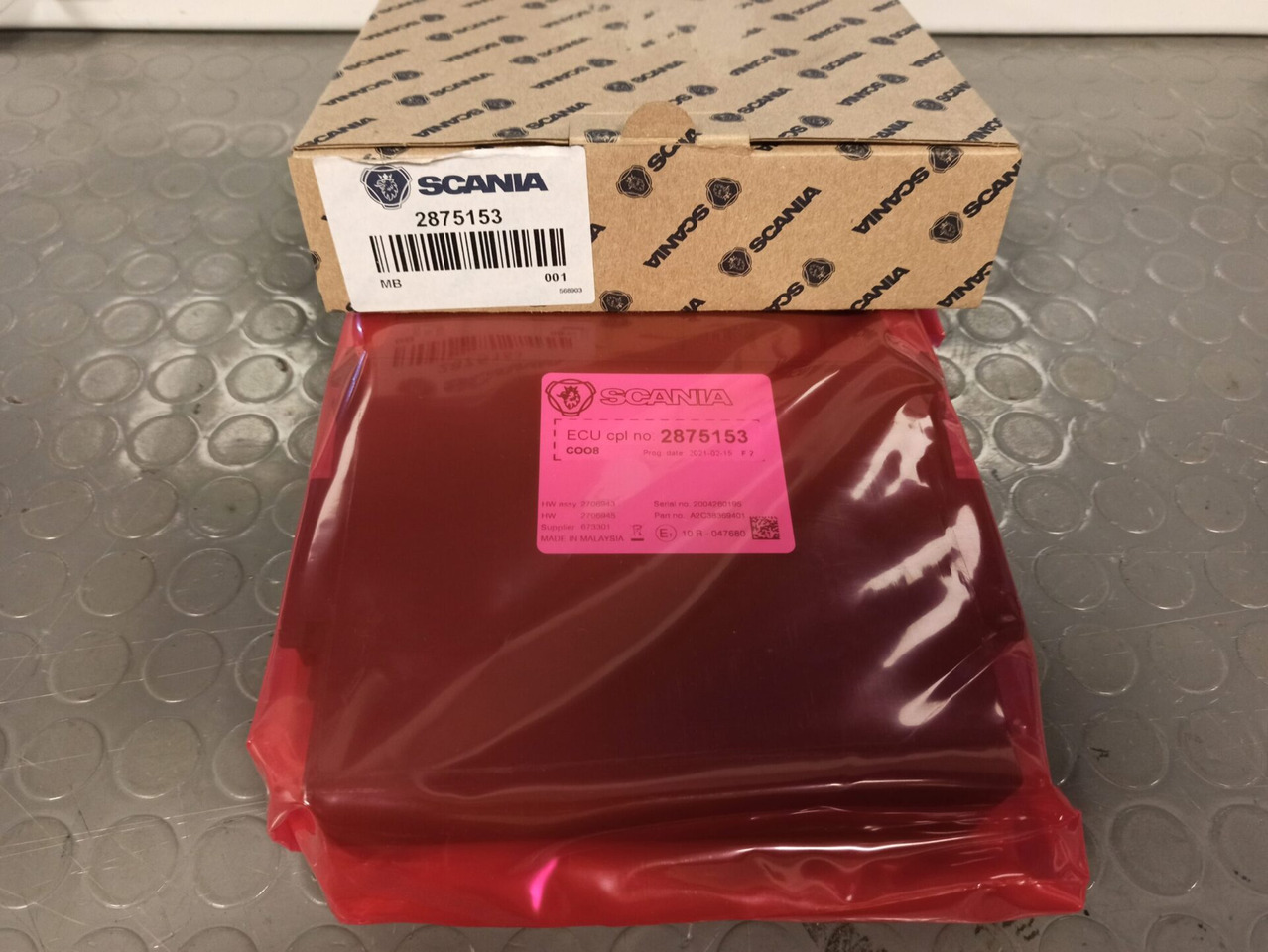 SCANIA ECU COO8 - 2875153 - Unidad de control para Camión: foto 1 SCANIA ECU COO8 - 2875153 - Unidad de control para Camión: foto 1