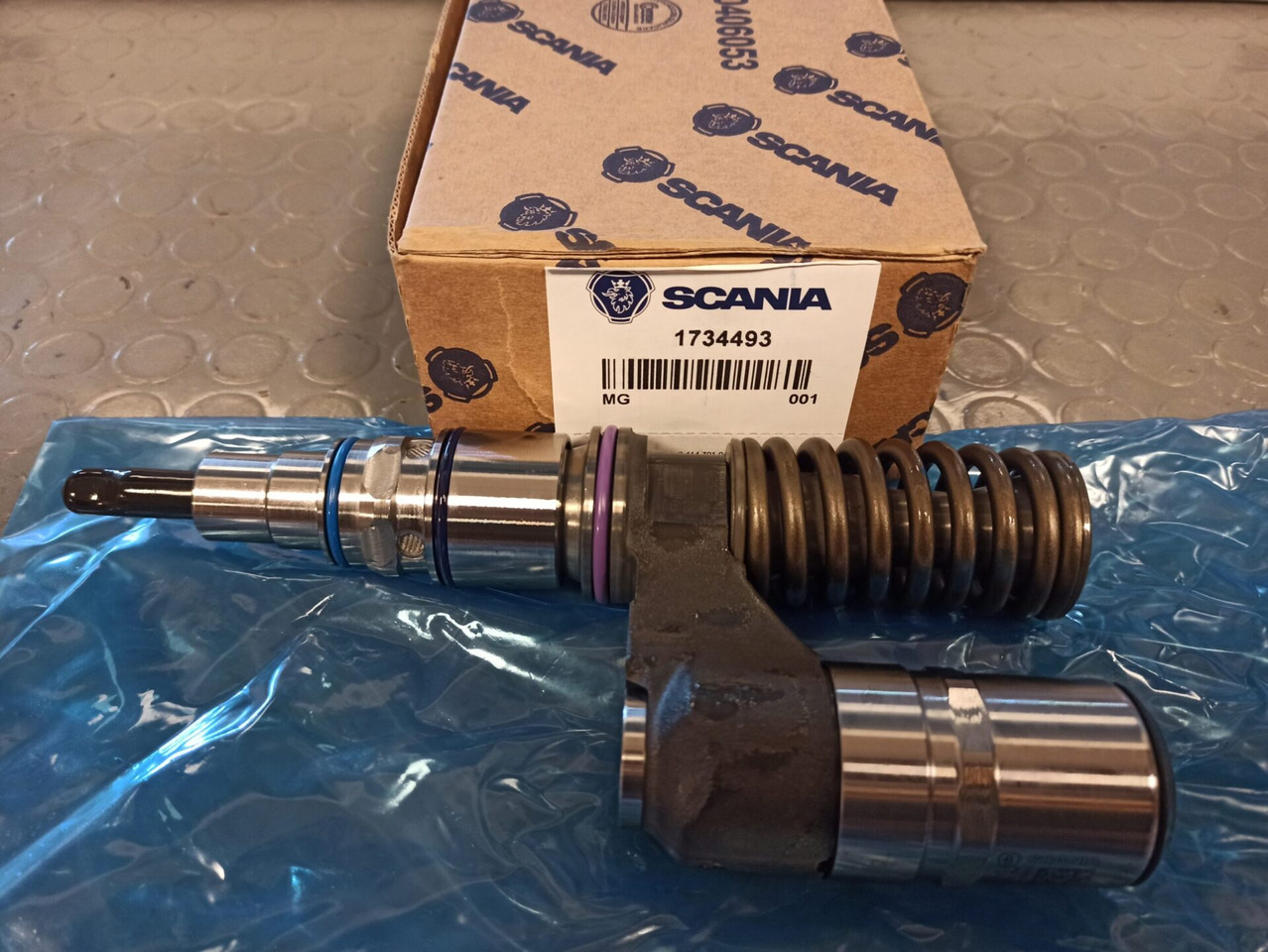 SCANIA UNIT INJECTOR - 1734493 - Inyector para Camión: foto 1 SCANIA UNIT INJECTOR - 1734493 - Inyector para Camión: foto 1