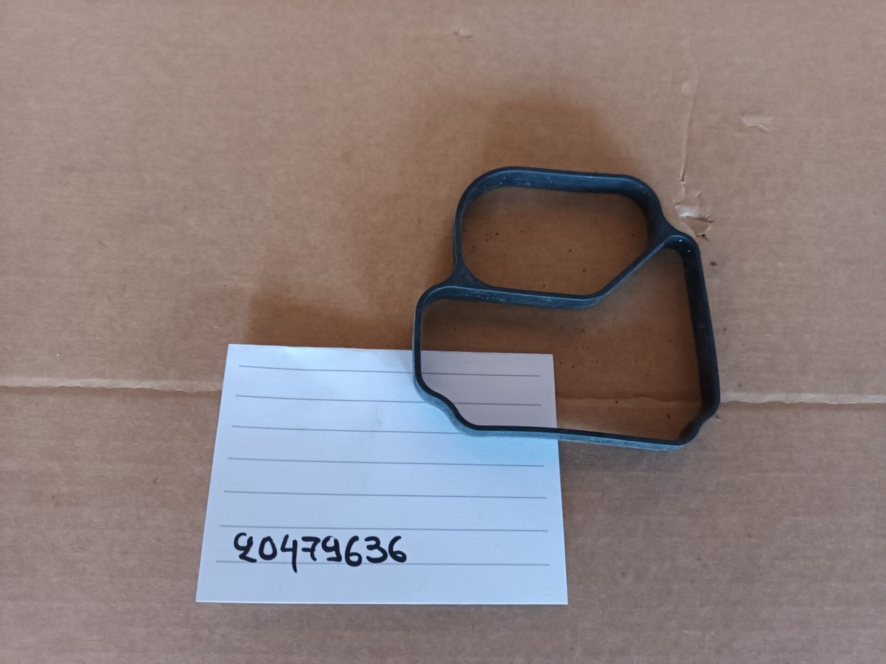 VOLVO GASKET - 20479636 - Junta de motor para Camión: foto 1 VOLVO GASKET - 20479636 - Junta de motor para Camión: foto 1