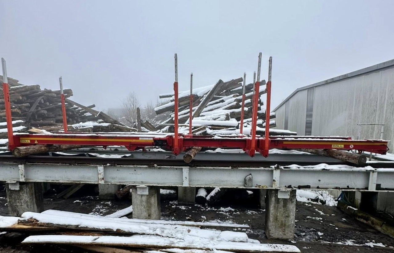 SCANIA Nakładka rozsuwana DOLL-orginal - Camión forestal: foto 1 SCANIA Nakładka rozsuwana DOLL-orginal - Camión forestal: foto 1