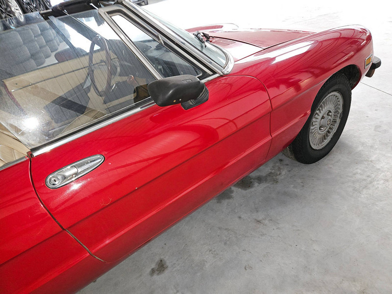 Coche Alfa Romeo Spider 2000: foto 10