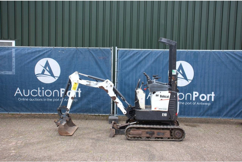 Bobcat E10 AAEM - Miniexcavadora: foto 2 Bobcat E10 AAEM - Miniexcavadora: foto 2