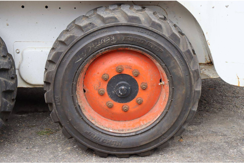 Cargadora de ruedas Bobcat S130: foto 14 Cargadora de ruedas Bobcat S130: foto 14
