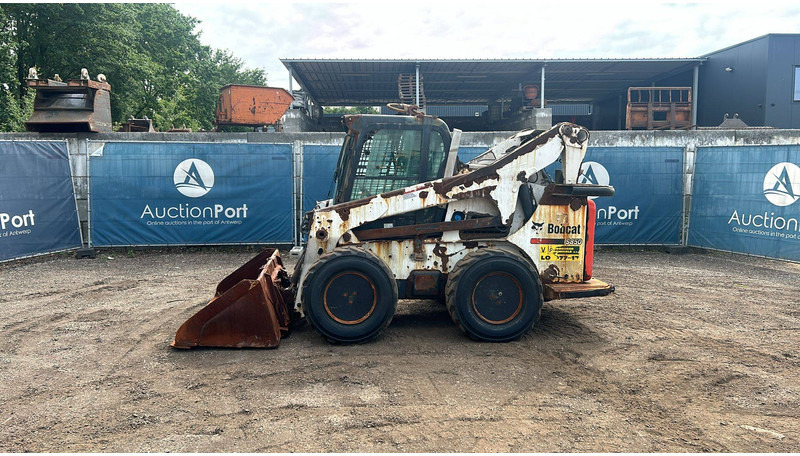Bobcat S850 - Cargadora de ruedas: foto 1 Bobcat S850 - Cargadora de ruedas: foto 1