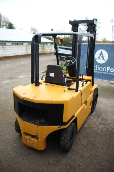 Caterpillar - Carretilla elevadora diésel: foto 5 Caterpillar - Carretilla elevadora diésel: foto 5