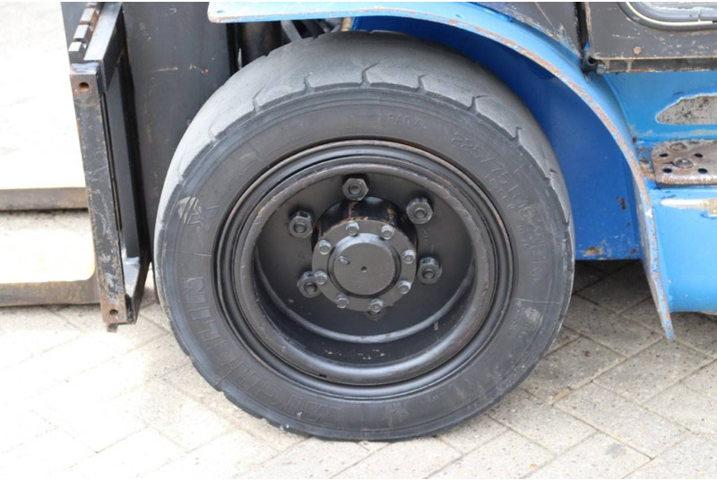 Carretilla elevadora diésel Caterpillar DP35K: foto 12