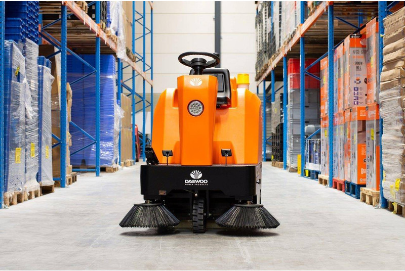 Daewoo Das80 Zit - Barredora vial: foto 2 Daewoo Das80 Zit - Barredora vial: foto 2