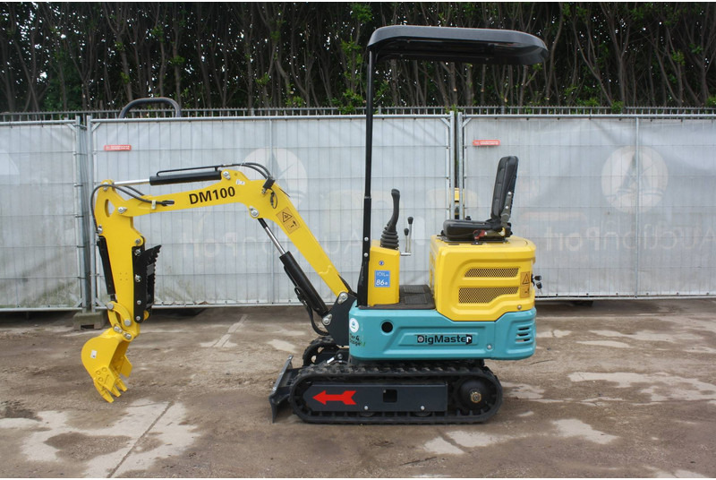 DigMaster DM100 - Miniexcavadora: foto 2 DigMaster DM100 - Miniexcavadora: foto 2