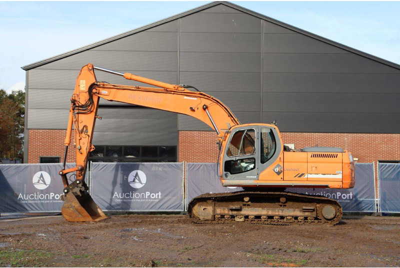Doosan DX225LC - Excavadora de cadenas: foto 2 Doosan DX225LC - Excavadora de cadenas: foto 2