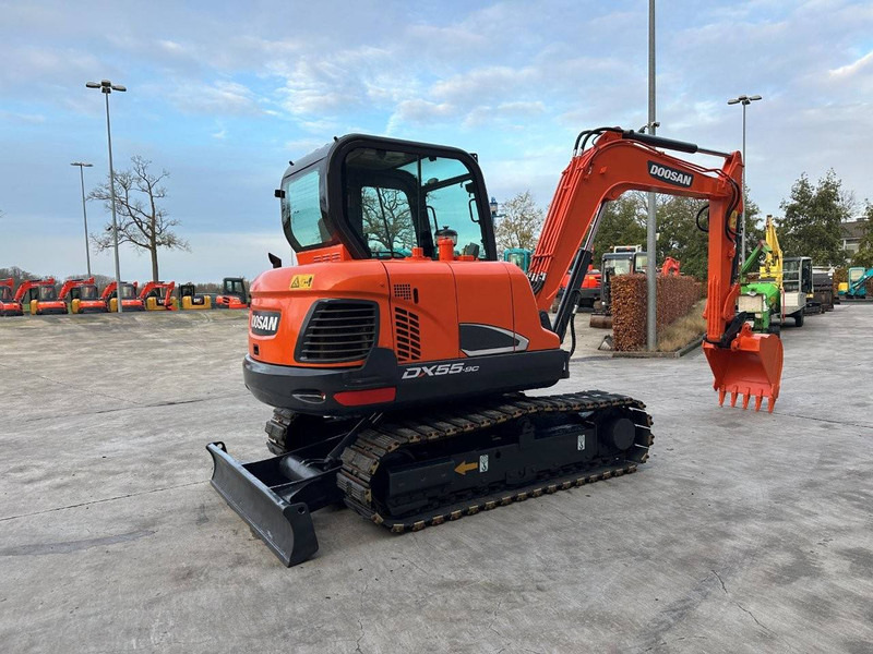 Doosan DX55-9C - Excavadora de cadenas: foto 4 Doosan DX55-9C - Excavadora de cadenas: foto 4
