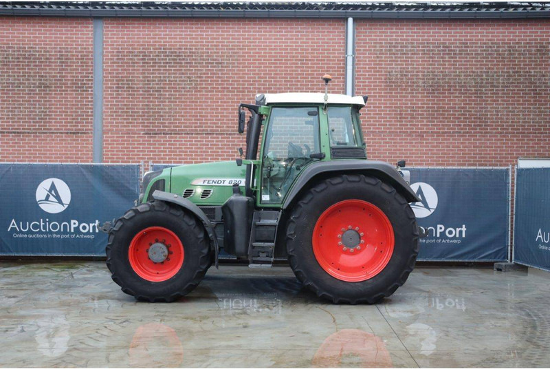 Fendt 820 Vario TMS - Tractor: foto 2 Fendt 820 Vario TMS - Tractor: foto 2