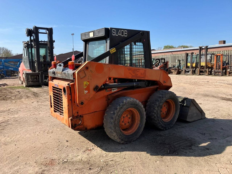 Fiat Kobelco SL40B - Cargadora de ruedas: foto 5 Fiat Kobelco SL40B - Cargadora de ruedas: foto 5