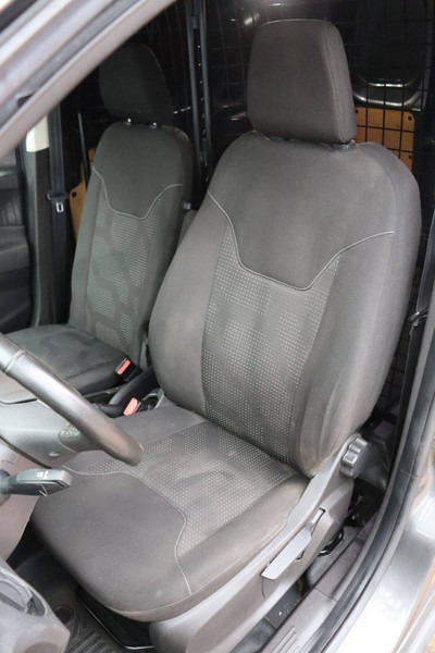 Furgón Ford Transit Courier: foto 19 Furgón Ford Transit Courier: foto 19