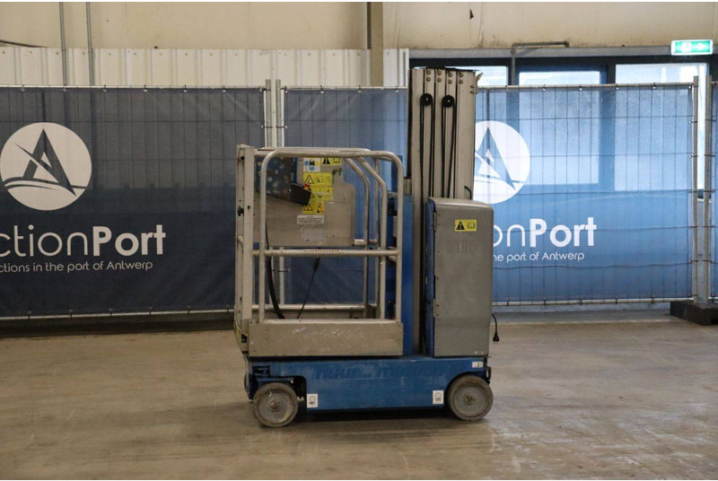 Genie GR-20 - Plataforma de mástil vertical: foto 1 Genie GR-20 - Plataforma de mástil vertical: foto 1