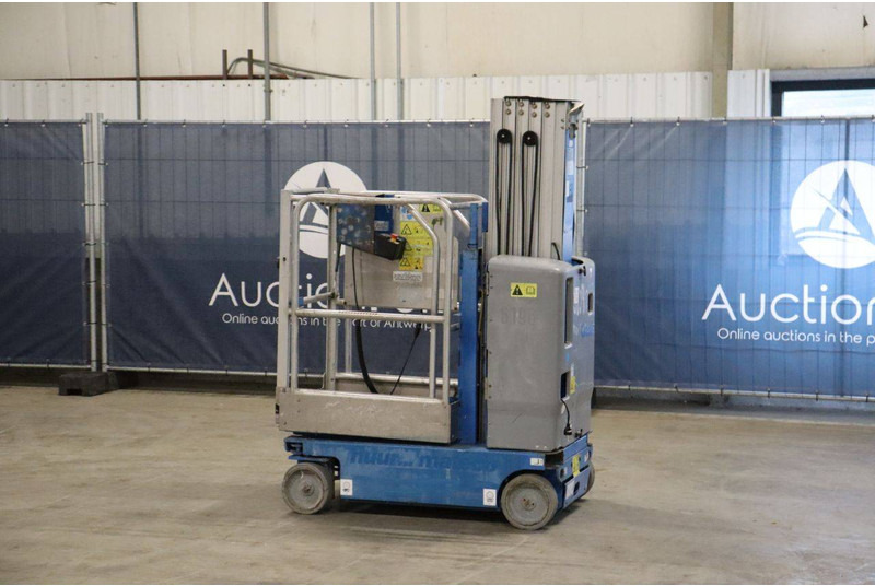 Genie GR-20 - Plataforma de mástil vertical: foto 3 Genie GR-20 - Plataforma de mástil vertical: foto 3