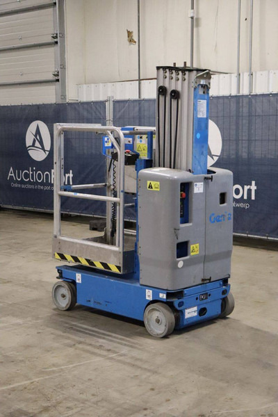 Genie GR-20 - Plataforma de mástil vertical: foto 4 Genie GR-20 - Plataforma de mástil vertical: foto 4