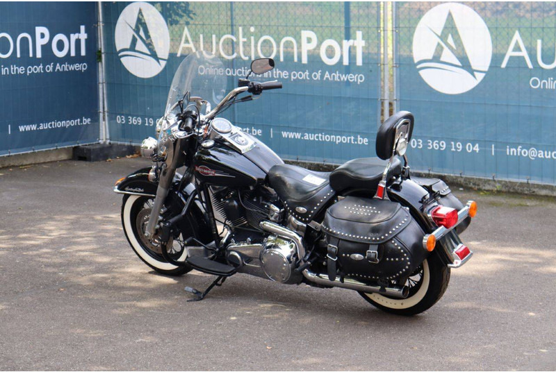 Harley-Davidson Heritage Softail Classic - Motocicleta: foto 3 Harley-Davidson Heritage Softail Classic - Motocicleta: foto 3