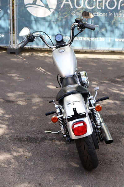 Harley-Davidson Sportster XL 883 Roadster - Motocicleta: foto 5 Harley-Davidson Sportster XL 883 Roadster - Motocicleta: foto 5