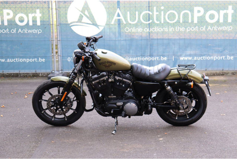 Harley-Davidson Sportster XL883 Iron - Motocicleta: foto 2 Harley-Davidson Sportster XL883 Iron - Motocicleta: foto 2