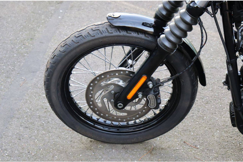 Motocicleta Harley-Davidson Street Bob: foto 12