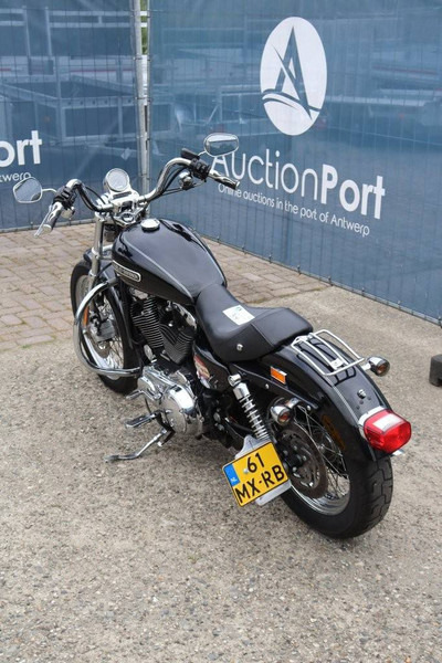 Harley-Davidson XL 1200 L Sportster - Motocicleta: foto 4 Harley-Davidson XL 1200 L Sportster - Motocicleta: foto 4