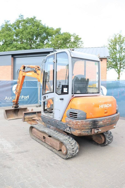Hitachi ZX35 - Excavadora de cadenas: foto 3 Hitachi ZX35 - Excavadora de cadenas: foto 3