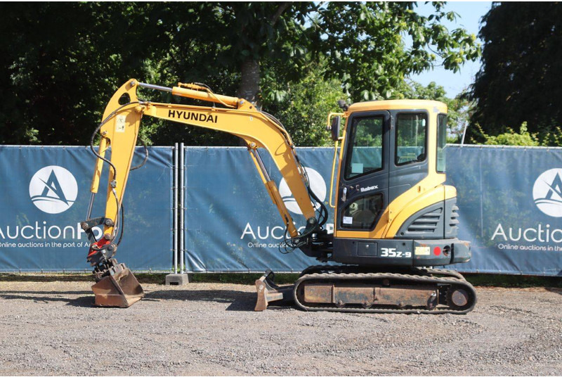 Hyundai Robex 35Z-9 - Excavadora de cadenas: foto 2 Hyundai Robex 35Z-9 - Excavadora de cadenas: foto 2