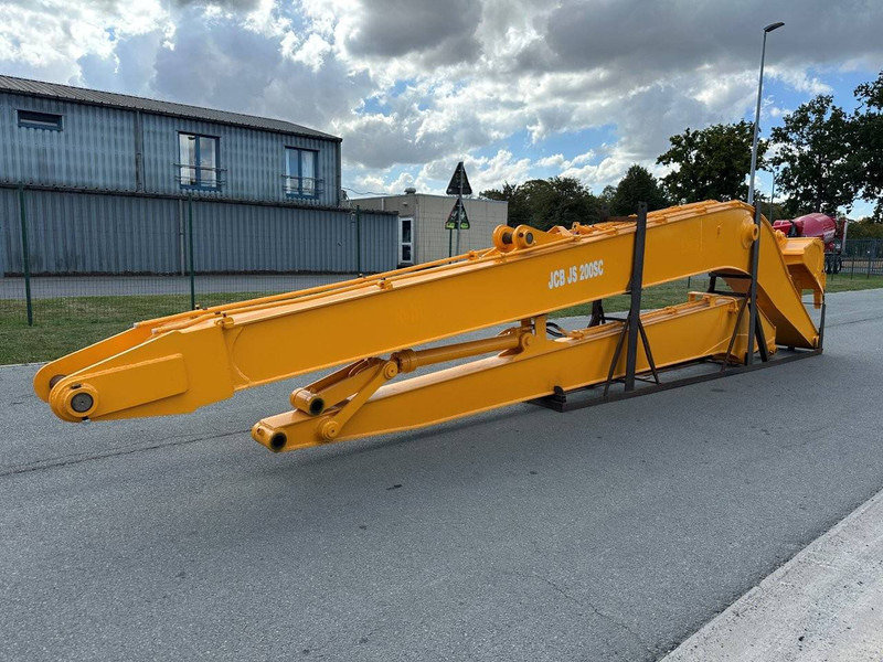 JCB JS200SC - Implemento: foto 2 JCB JS200SC - Implemento: foto 2