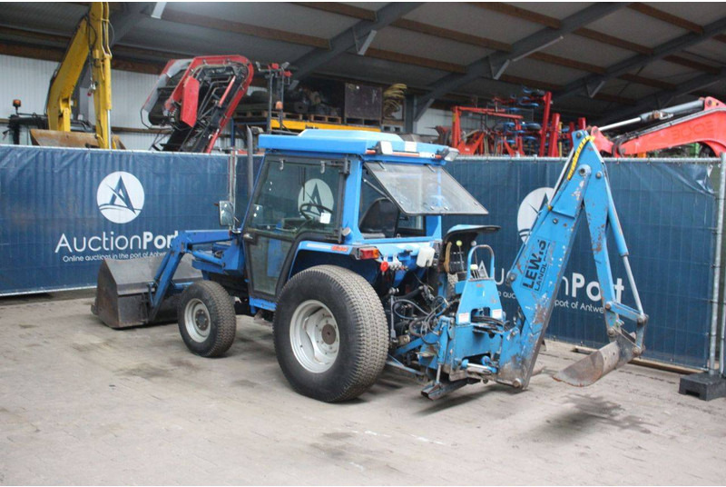 Iseki 530 - Retroexcavadora: foto 3 Iseki 530 - Retroexcavadora: foto 3