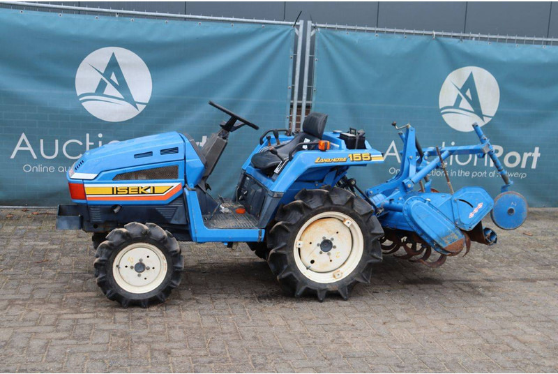 Iseki Landhope 155 - Tractor: foto 1 Iseki Landhope 155 - Tractor: foto 1
