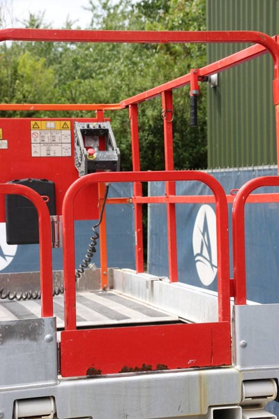 Plataforma de tijeras JLG 3246ES: foto 15 Plataforma de tijeras JLG 3246ES: foto 15