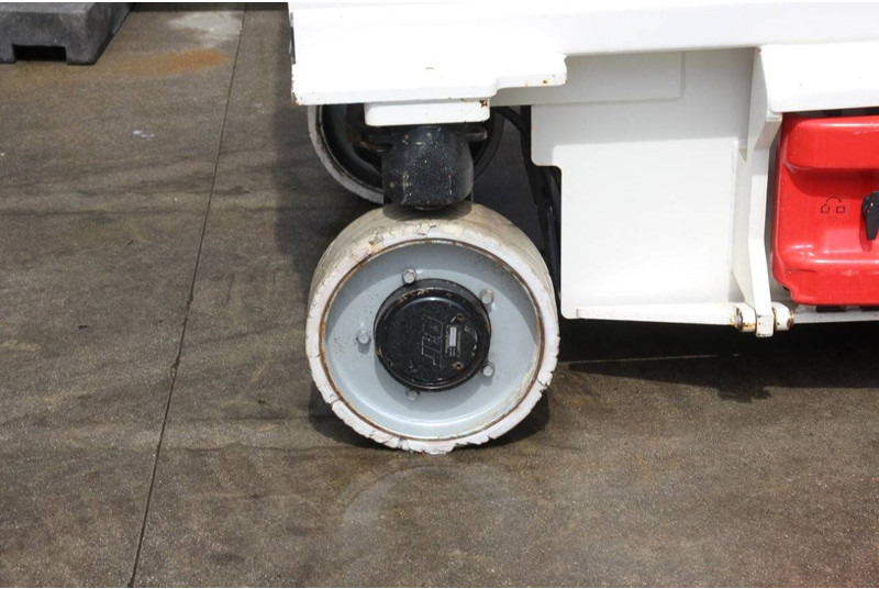 Plataforma de tijeras JLG 3246ES: foto 11 Plataforma de tijeras JLG 3246ES: foto 11