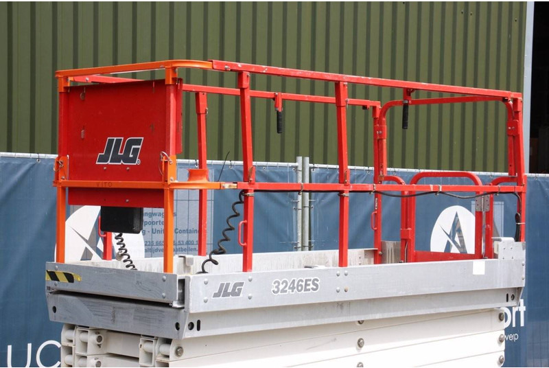 Plataforma de tijeras JLG 3246ES: foto 10 Plataforma de tijeras JLG 3246ES: foto 10