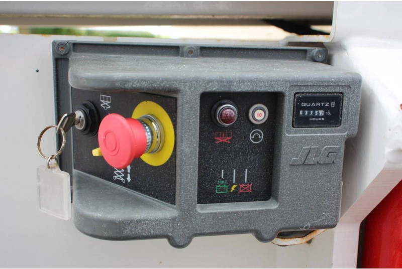 Plataforma de tijeras JLG 3246ES: foto 19 Plataforma de tijeras JLG 3246ES: foto 19