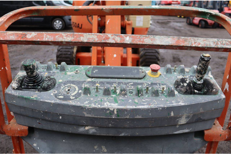 Plataforma articulada JLG 450AJ: foto 13