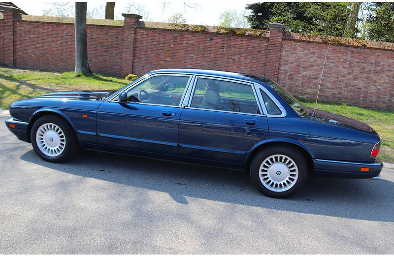 Jaguar XJ Sovereign 4.0 - Coche: foto 2 Jaguar XJ Sovereign 4.0 - Coche: foto 2