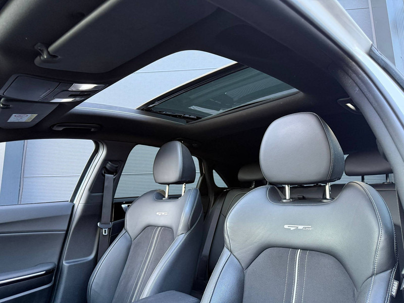 Sedan Kia pro_cee'd (III - update 2) 1.0 T-GDi GT-line: foto 16 Sedan Kia pro_cee'd (III - update 2) 1.0 T-GDi GT-line: foto 16