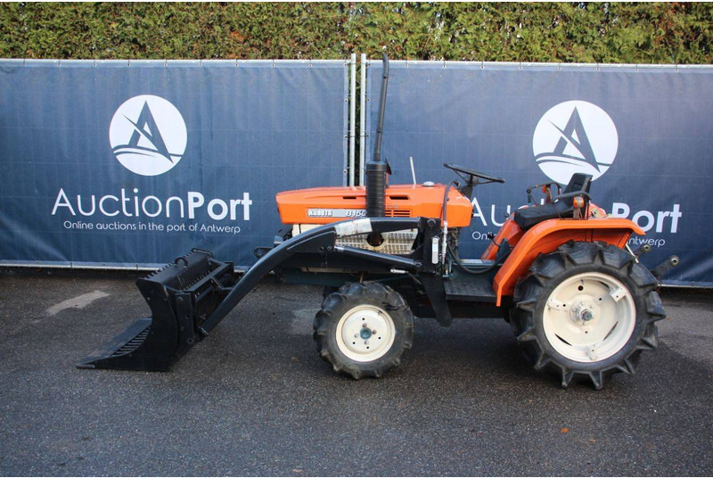 Kubota B1500DT - Tractor: foto 2 Kubota B1500DT - Tractor: foto 2