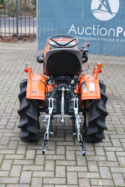 Kubota B5001 - Tractor: foto 5 Kubota B5001 - Tractor: foto 5