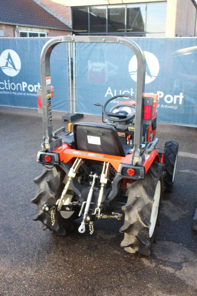 Kubota JB16 - Tractor: foto 5 Kubota JB16 - Tractor: foto 5