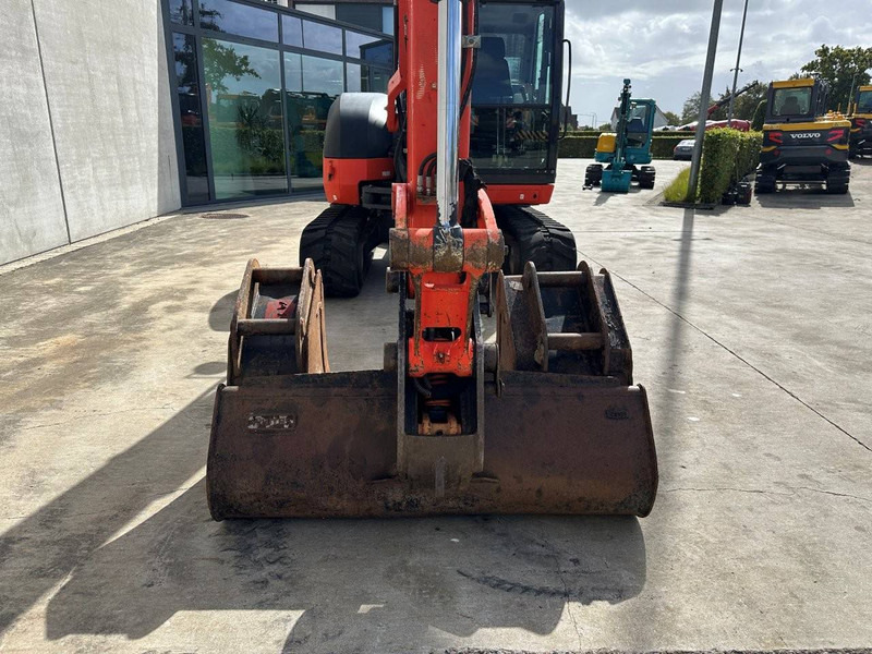 Excavadora de cadenas Kubota KX080-4: foto 10 Excavadora de cadenas Kubota KX080-4: foto 10