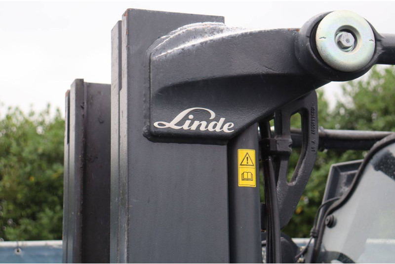 Carretilla elevadora eléctrica Linde E30L-01: foto 12 Carretilla elevadora eléctrica Linde E30L-01: foto 12