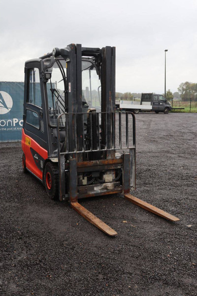 Carretilla elevadora eléctrica Linde E30L-01: foto 7 Carretilla elevadora eléctrica Linde E30L-01: foto 7