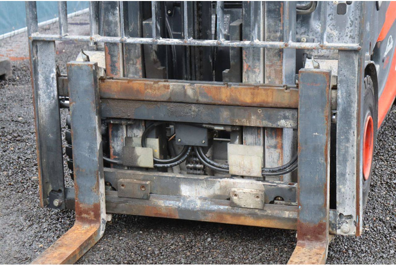 Carretilla elevadora eléctrica Linde E30L-01: foto 11 Carretilla elevadora eléctrica Linde E30L-01: foto 11