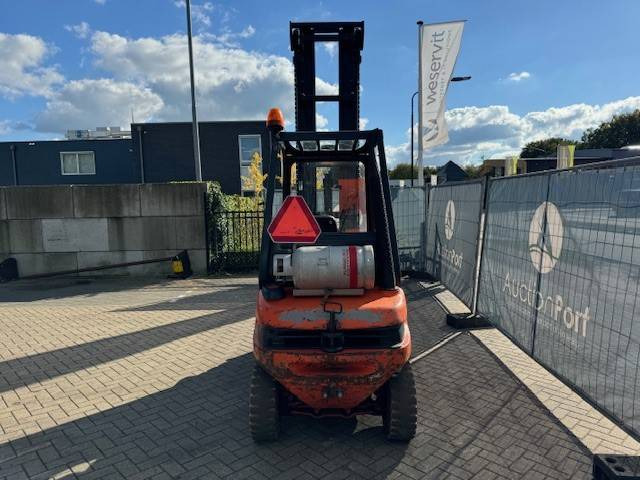Linde H30T - Carretilla elevadora de gas: foto 5 Linde H30T - Carretilla elevadora de gas: foto 5