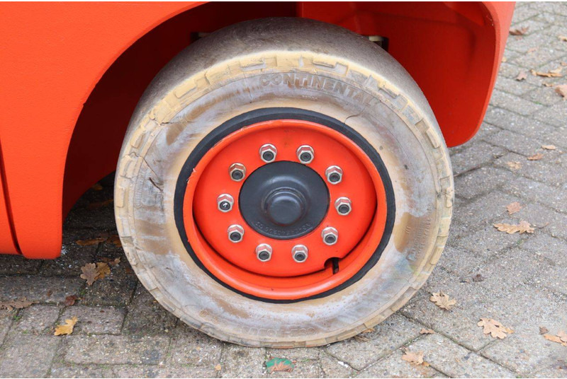 Carretilla elevadora de gas Linde H40T-02: foto 16 Carretilla elevadora de gas Linde H40T-02: foto 16