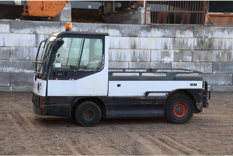 Linde P250 - Tractor: foto 1 Linde P250 - Tractor: foto 1